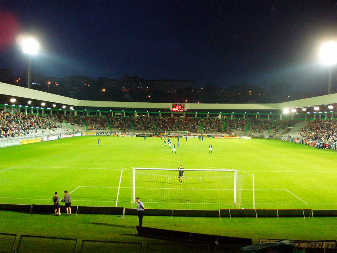 Estadio fútbol A Malata